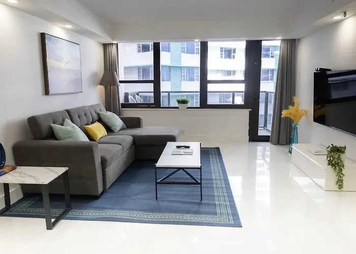 3 Bedroom Apt Ocean-Front Resort The Alexander