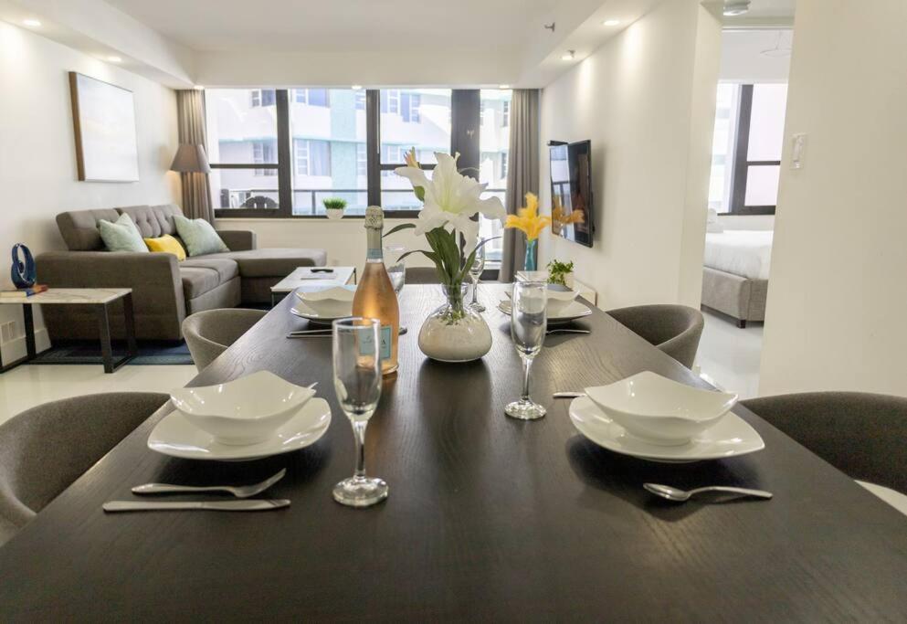 Apartamento 3 Bedroom Ocean-front The Alexander *