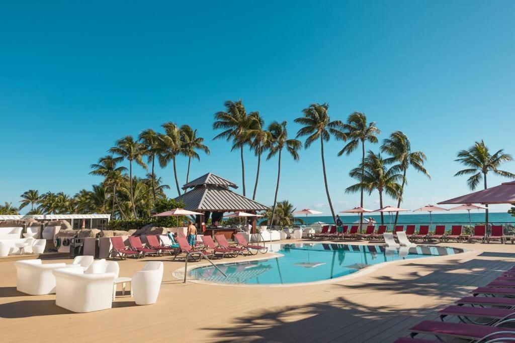 3 Bedroom Ocean-front The Alexander Apartamento *