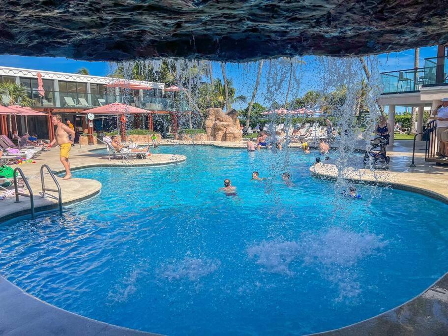 3 Bedroom Ocean-front The Alexander Apartamento Miami Beach